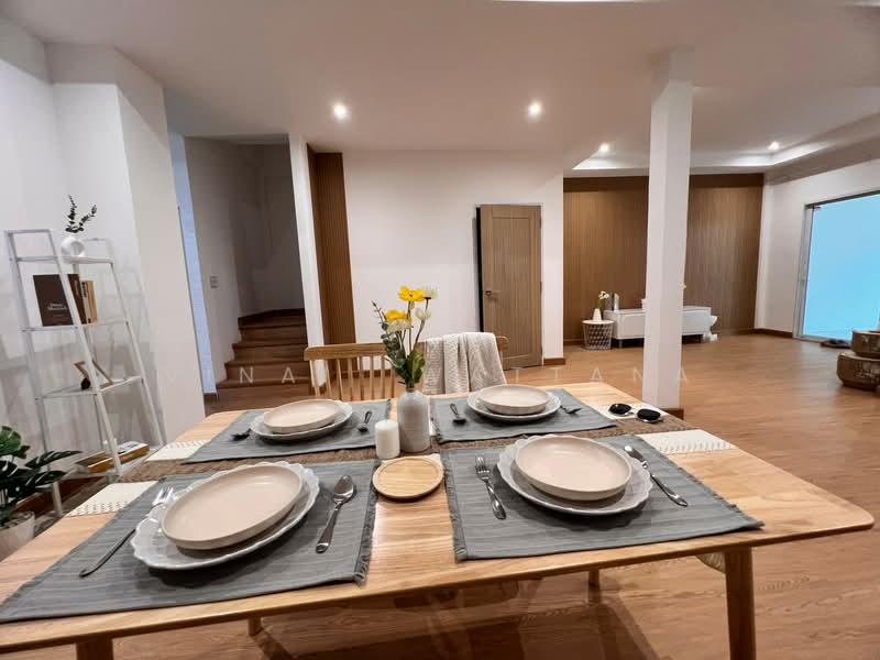 3-BR Townhouse, Bangkok, Bang Khun Sri, Bangkok Noi, Bangkok, 3 Bedrooms, 90 sqm, Townhouse For Sale, by Vinai  Wattana, 500246784 - DDproperty.com