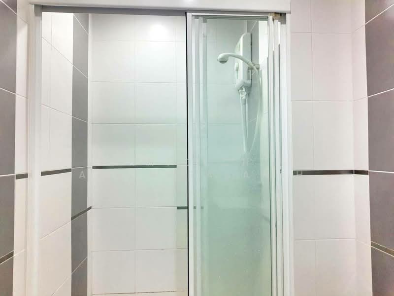 The Base Sukhumvit 77, Bangkok, 289 Sukhumvit 77 Road, Phra Kanong Nua, Watthana, Bangkok, 1 Bedroom, 30 sqm, Condo For Sale, by Intouch Abhinorasaeth, 500246788 - DDproperty.com