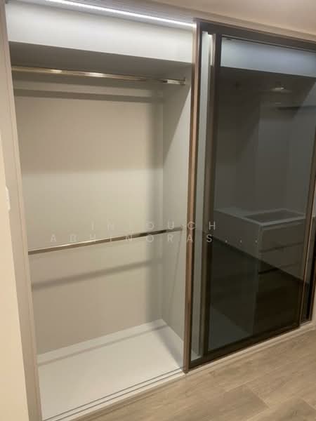 SOHO Bangkok Ratchada, Bangkok, 74 Pracha Rat Bamphen Rd, Huai Khwang, Huai Khwang, Bangkok, 1 Bedroom, 36 sqm, Condo For Sale, by Intouch Abhinorasaeth, 500246793 - DDproperty.com