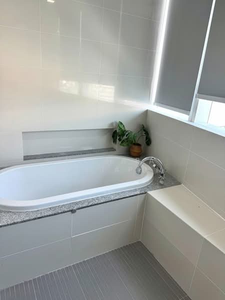 Millennium Residence, Bangkok, Sukhumvit Road, Khlong Toei, Khlong Toei, Bangkok, 3 Bedrooms, 146 sqm, Condo For Sale, by Nichapa Nuntapun, 500246802 - DDproperty.com