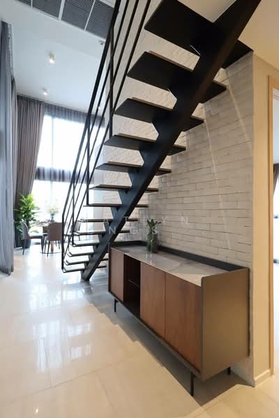 The Lofts Silom, Bangkok, Pramuan Road, Silom, Bang Rak, Bangkok, 2 Bedrooms, 68 sqm, Condo For Rent, by Natlyn Kongsapook, 500246854 - DDproperty.com
