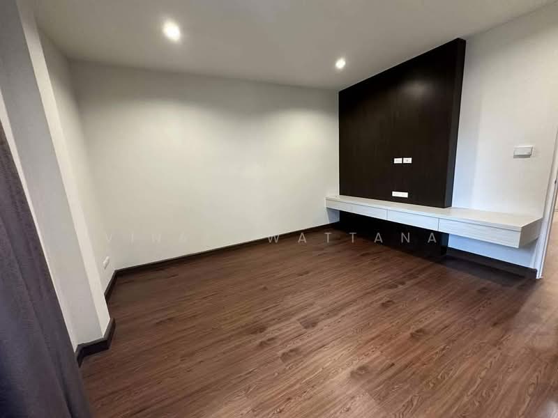 undefined, Bangkok, Saen Sab, Min Buri, Bangkok, 4 Bedrooms, 445 sqm, Single Detached House For Sale, by Vinai  Wattana, 500246863 - DDproperty.com