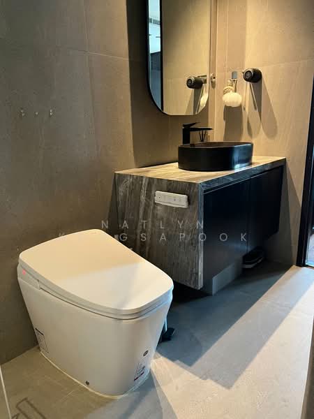 Noble Ploenchit, Bangkok, 1035 Ploenchit  Road, Lumphini, Pathum Wan, Bangkok, 1 Bedroom, 45 sqm, Condo For Rent, by Natlyn Kongsapook, 500246867 - DDproperty.com