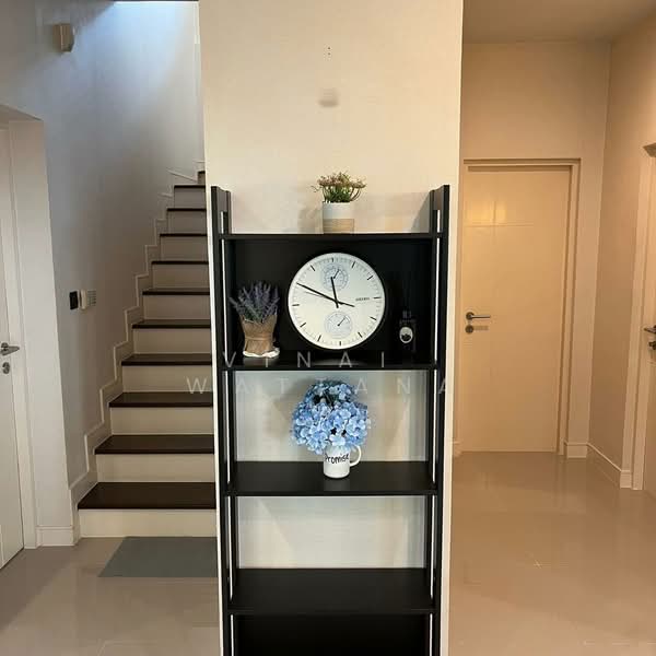 Setthasiri Krungthep Kreetha, Bangkok, Krungthep Kreetha Road, Hua Mak, Bang Kapi, Bangkok, 4 Bedrooms, 280 sqm, Single Detached House For Rent, by Vinai  Wattana, 500246886 - DDproperty.com