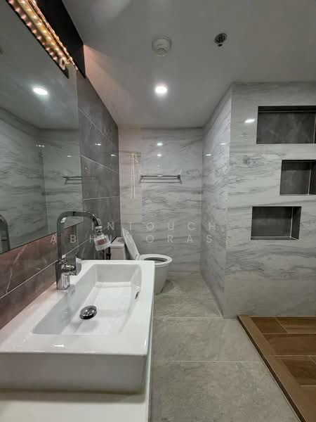 Belle Grand Rama 9, Bangkok, 131 Rama 9 Road, Huai Khwang, Huai Khwang, Bangkok, 2 Bedrooms, 105 sqm, Condo For Sale, by Intouch Abhinorasaeth, 500246895 - DDproperty.com