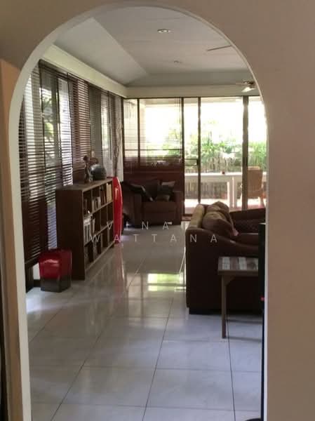 3-BR House, Bangkok, Bang Chak, Phra Khanong, Bangkok, 3 Bedrooms, 300 sqm, Single Detached House For Rent, by Vinai Wattana, 500246953 - DDproperty.com