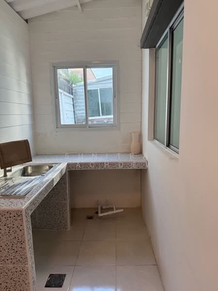 Habitown Nest : ฮาบิทาวน์ เนสท์, กรุงเทพ, ถนนวงแหวนรอบนอกกรุงเทพมหานครฝั่งใต้, ท่าข้าม, บางขุนเทียน, กรุงเทพ, 109 ตร.ม., ทาวน์เฮ้าส์ ให้เช่า, โดย Sunitra Sachdev, 500246956 - DDproperty.com