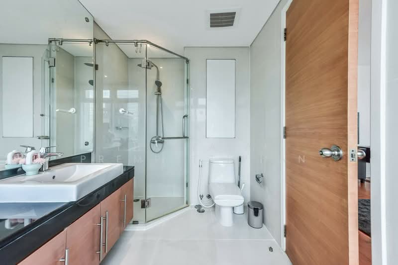 Fullerton Sukhumvit, Bangkok, Sukhumvit Road, Khlong Tan Nua, Watthana, Bangkok, 2 Bedrooms, 105 sqm, Condo For Rent, by Thanyalak Premputtiphan, 500246989 - DDproperty.com