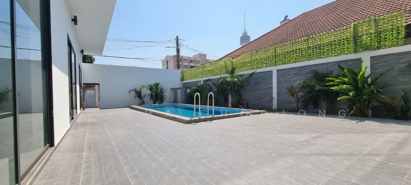 undefined, Chon Buri (Pattaya), Nong Pru, Bang Lamung (Pattaya), Chon Buri (Pattaya), 6 Bedrooms, 585 sqm, Villa For Sale, by Supicha Chorjong, 500247004 - DDproperty.com