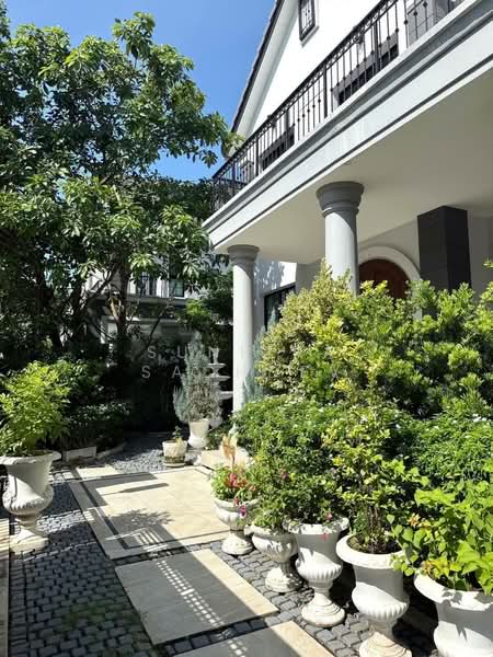The Palazzo Pinklao, Bangkok, 55 Borommaratchachonnani Frontage Rd, Sala Thammasop, Thawi Watthana, Bangkok, 4 Bedrooms, 403 sqm, Single Detached House For Sale, by Sunitra Sachdev, 500247017 - DDproperty.com