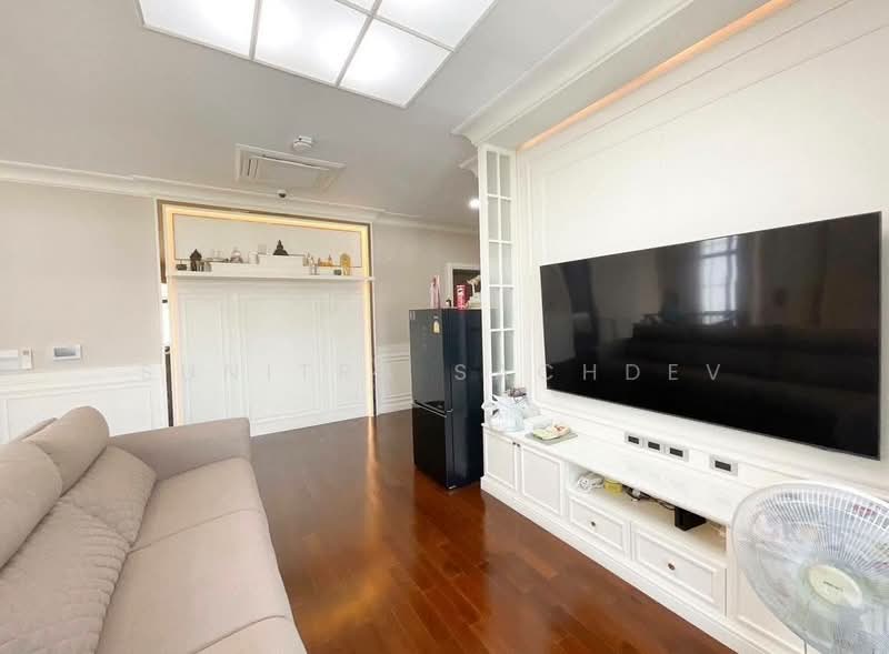 The Palazzo Pinklao, Bangkok, 55 Borommaratchachonnani Frontage Rd, Sala Thammasop, Thawi Watthana, Bangkok, 4 Bedrooms, 403 sqm, Single Detached House For Sale, by Sunitra Sachdev, 500247017 - DDproperty.com