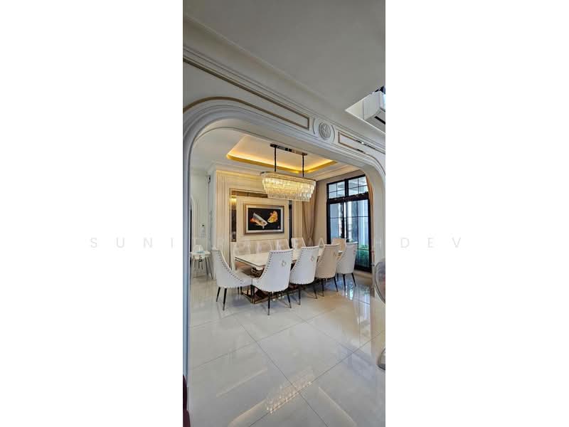 The Palazzo Pinklao, Bangkok, 55 Borommaratchachonnani Frontage Rd, Sala Thammasop, Thawi Watthana, Bangkok, 4 Bedrooms, 403 sqm, Single Detached House For Sale, by Sunitra Sachdev, 500247017 - DDproperty.com