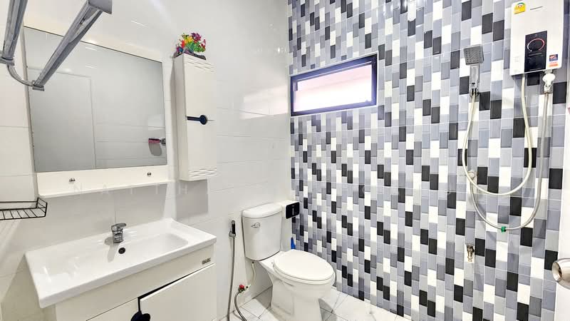 ขาย - บ้านเดี่ยว ใกล้เมืองเชียงใหม่ ใกล้ ม.พายัพ, เชียงใหม่