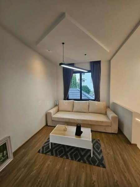 ให้เช่า ขายบ้านเดี่ยว 3 ชั้น Luxuly Pool villa ทำเลสุขุมวิท 62 ใกล้ BTS บางจาก, กรุงเทพ, บางจาก, พระโขนง, กรุงเทพ, 700 ตร.ม., บ้านเดี่ยว ให้เช่า, โดย Seng .PL, 500247034 - DDproperty.com