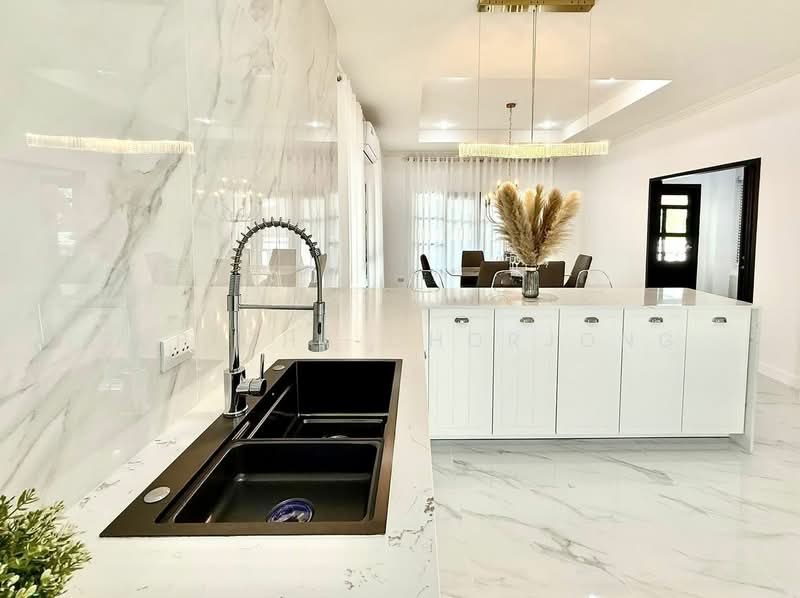 3-BR House, Chon Buri (Pattaya), Huai Yai, Bang Lamung (Pattaya), Chon Buri (Pattaya), 3 Bedrooms, 250 sqm, Single Detached House For Sale, by Supicha Chorjong, 500247035 - DDproperty.com