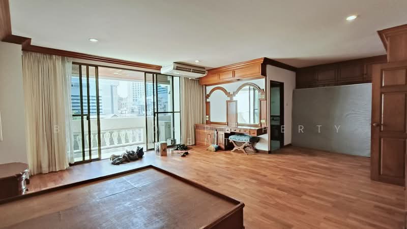 Govind Tower, Bangkok, Soi Sukhumvit 19, Khlongtoei Nua, Watthana, Bangkok, 3 Bedrooms, 360 sqm, Condo For Rent, by BANGKOK PROPERTY AGENTS, 500247047 - DDproperty.com