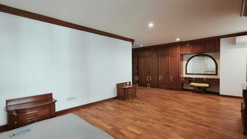 Govind Tower, Bangkok, Soi Sukhumvit 19, Khlongtoei Nua, Watthana, Bangkok, 3 Bedrooms, 360 sqm, Condo For Rent, by BANGKOK PROPERTY AGENTS, 500247047 - DDproperty.com