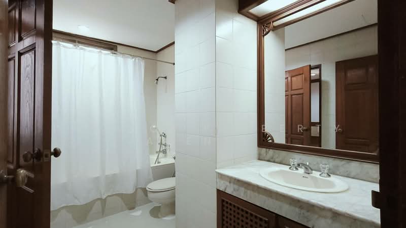 Govind Tower, Bangkok, Soi Sukhumvit 19, Khlongtoei Nua, Watthana, Bangkok, 3 Bedrooms, 360 sqm, Condo For Rent, by BANGKOK PROPERTY AGENTS, 500247047 - DDproperty.com