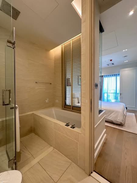 The Strand Thonglor, Bangkok, 36 Soi Sukhumvit 55, Khlong Tan Nua, Watthana, Bangkok, 1 Bedroom, 51 sqm, Condo For Sale, by ทักษพร, 500247050 - DDproperty.com