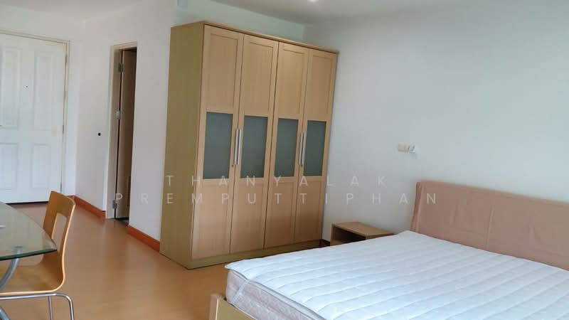 Plus 38 Hip, Bangkok, 5 Soi Sukhumvit 38, Phra Kanong, Khlong Toei, Bangkok, 1 Bedroom, 34 sqm, Condo For Rent, by Thanyalak Premputtiphan, 500247074 - DDproperty.com