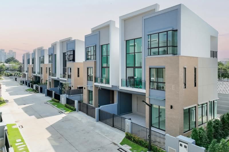 Estara Haven Pattanakan 20, กรุงเทพ, Phatthanakan 20, Phatthanakan Road, สวนหลวง, สวนหลวง, กรุงเทพ, 220 ตร.ม., ทาวน์เฮ้าส์ ให้เช่า, โดย Sunitra Sachdev, 500247076 - DDproperty.com