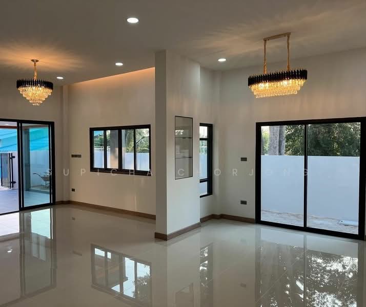 undefined, Chon Buri (Pattaya), Poong, Bang Lamung (Pattaya), Chon Buri (Pattaya), 3 Bedrooms, 251 sqm, Single Detached House For Sale, by Supicha Chorjong, 500247089 - DDproperty.com