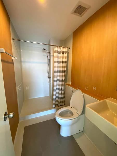 Aspire Sathorn-Thapra, Bangkok, 359 Ratchaphruek Road, Bukkalo, Thon Buri, Bangkok, 2 Bedrooms, 46 sqm, Condo For Sale, by Tarit Chinsomboon, 500247099 - DDproperty.com