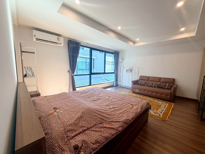 ให้เช่า - R0941 | ให้เช่าทาวน์โฮม 3 ชั้น ทำเลป่าแดด 4 ห้องนอน, 4 นาที จากเซ็นทรัลแอร์พอร์ต, เชียงใหม่