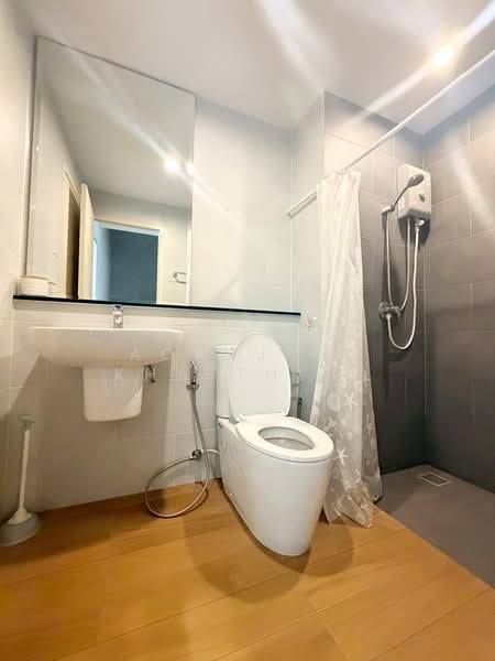 R0941 | 3-Storey Townhome for Rent, Pa Daet Area, 4 Bedrooms, 4 minutes to Central Airport, Chiang Mai, Pa Daet, Muang Chiang Mai, Chiang Mai, 4 Bedrooms, 177 sqm, Townhouse For Rent, by Aornjira Khatthima, 500247103 - DDproperty.com