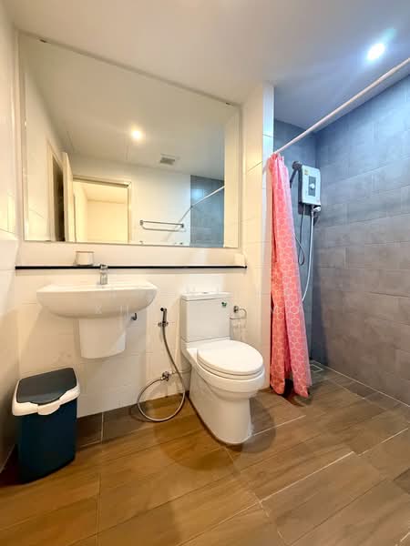 R0941 | 3-Storey Townhome for Rent, Pa Daet Area, 4 Bedrooms, 4 minutes to Central Airport, Chiang Mai, Pa Daet, Muang Chiang Mai, Chiang Mai, 4 Bedrooms, 177 sqm, Townhouse For Rent, by Aornjira Khatthima, 500247103 - DDproperty.com