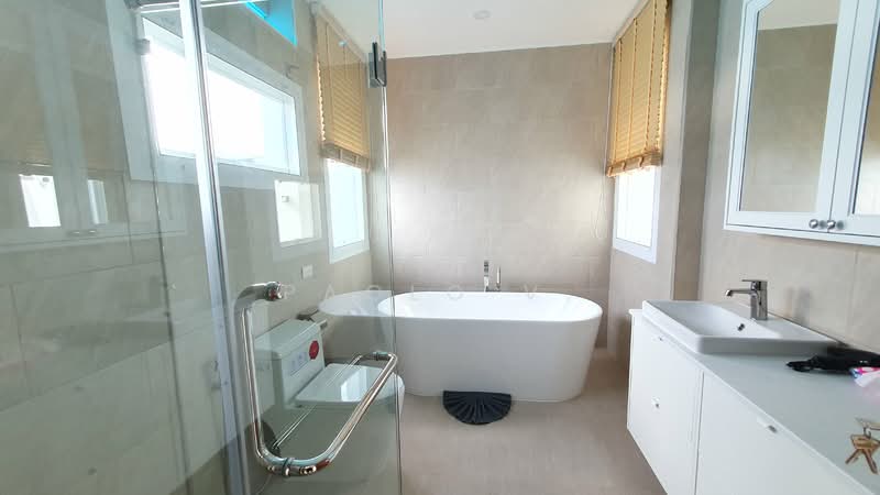 Garden Pool Villa Nai Harn (Rawai Beach), Phuket, Rawai, Muang Phuket, Phuket, 3 Bedrooms, 330 sqm, Villa For Sale, by Paolo V., 500247112 - DDproperty.com