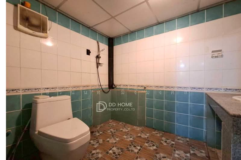 Thepprathan Don Mueang, Bangkok, Don Mueang, Don Mueang, Bangkok, 3 Bedrooms, 100 sqm, Townhouse For Sale, by ธวินันท์ มิ่งมงคล, 500247114 - DDproperty.com