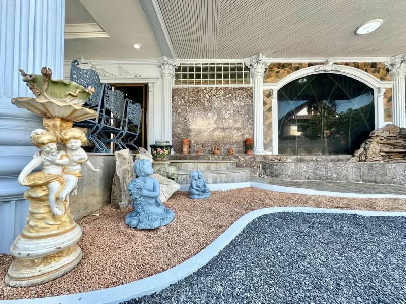 7-BR House, Bangkok, Chim Plee, Taling Chan, Bangkok, 7 Bedrooms, 900 sqm, Single Detached House For Rent, by Tarit Chinsomboon, 500247119 - DDproperty.com