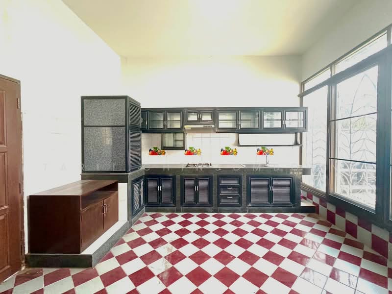 7-BR House, Bangkok, Chim Plee, Taling Chan, Bangkok, 7 Bedrooms, 900 sqm, Single Detached House For Rent, by Tarit Chinsomboon, 500247119 - DDproperty.com