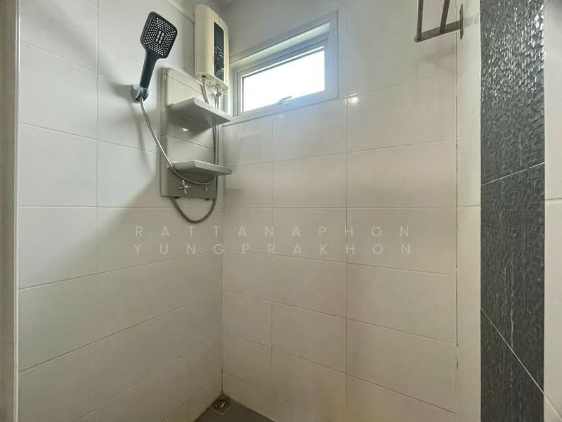 Aspire Rama 9, Bangkok, Soi Rama 9, Rama 9 Road, Huai Khwang, Huai Khwang, Bangkok, 2 Bedrooms, 50 sqm, Condo For Rent, by Rattanaphon Yungprakhon, 500247128 - DDproperty.com