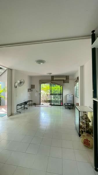 หมู่บ้านพร้อมพัฒน์ 1, กรุงเทพ, สามวาตะวันตก, คลองสามวา, กรุงเทพ, 235 ตร.ม., บ้านเดี่ยว ขาย, โดย Airada Parasarn, 500247148 - DDproperty.com