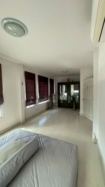 หมู่บ้านพร้อมพัฒน์ 1, กรุงเทพ, สามวาตะวันตก, คลองสามวา, กรุงเทพ, 235 ตร.ม., บ้านเดี่ยว ขาย, โดย Airada Parasarn, 500247148 - DDproperty.com