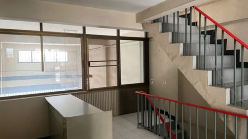 ขายอาคารพาณิชย์3.5 ชั้น ทัศนีย์นิเวศน์2 ประชาอุทิศ 123 ราคาถูก, Bangkok, Thung Khru, Thung Khru, Bangkok, , 200 sqm, Shophouse For Sale, by เรียลตี้ วัน, 500247165 - DDproperty.com