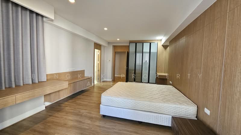 Raj Mansion, Bangkok, 31-33 Soi Sukhumvit 20, Khlong Toei, Khlong Toei, Bangkok, 4 Bedrooms, 360 sqm, Condo For Rent, by BANGKOK PROPERTY AGENTS, 500247175 - DDproperty.com