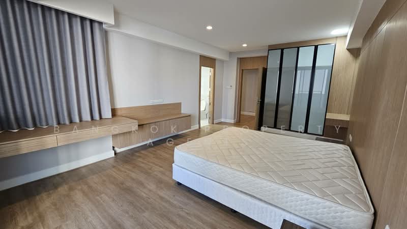 Raj Mansion, Bangkok, 31-33 Soi Sukhumvit 20, Khlong Toei, Khlong Toei, Bangkok, 4 Bedrooms, 360 sqm, Condo For Rent, by BANGKOK PROPERTY AGENTS, 500247175 - DDproperty.com