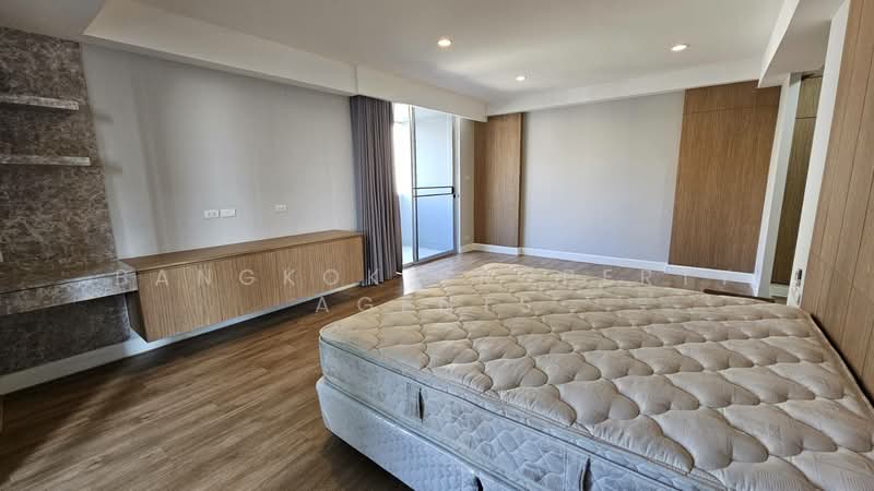 Raj Mansion, Bangkok, 31-33 Soi Sukhumvit 20, Khlong Toei, Khlong Toei, Bangkok, 4 Bedrooms, 360 sqm, Condo For Rent, by BANGKOK PROPERTY AGENTS, 500247175 - DDproperty.com