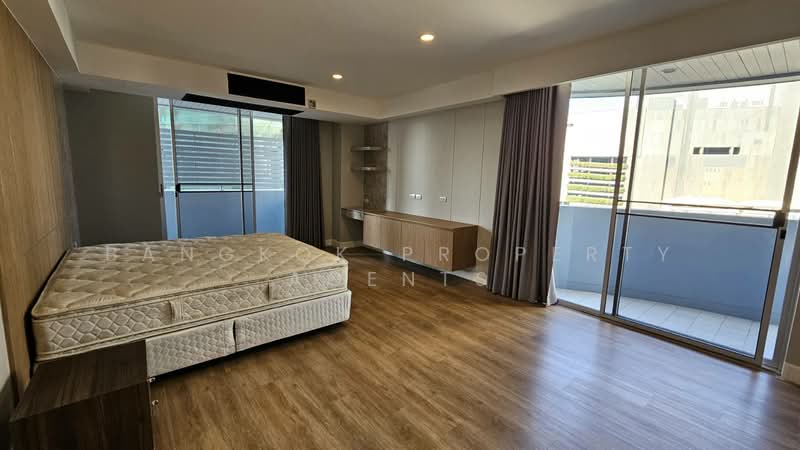 Raj Mansion, Bangkok, 31-33 Soi Sukhumvit 20, Khlong Toei, Khlong Toei, Bangkok, 4 Bedrooms, 360 sqm, Condo For Rent, by BANGKOK PROPERTY AGENTS, 500247175 - DDproperty.com