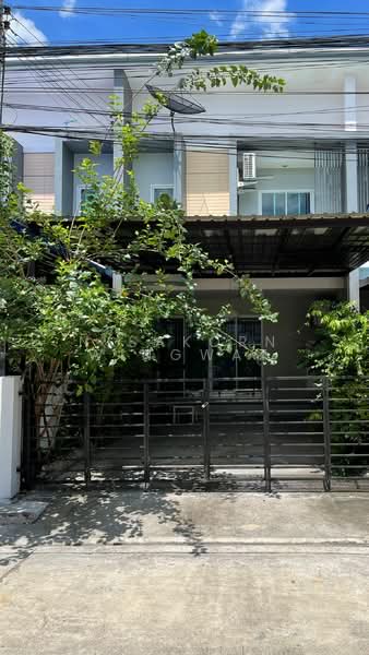 ขาย - ทาวน์เฮ้าส์ 3-ห้องนอน, กรุงเทพ