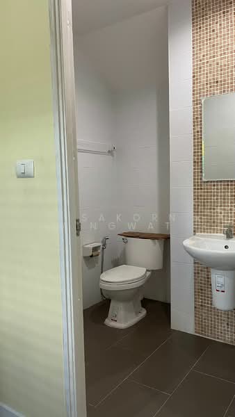 For Sale - 3-BR Townhouse, Bangkok