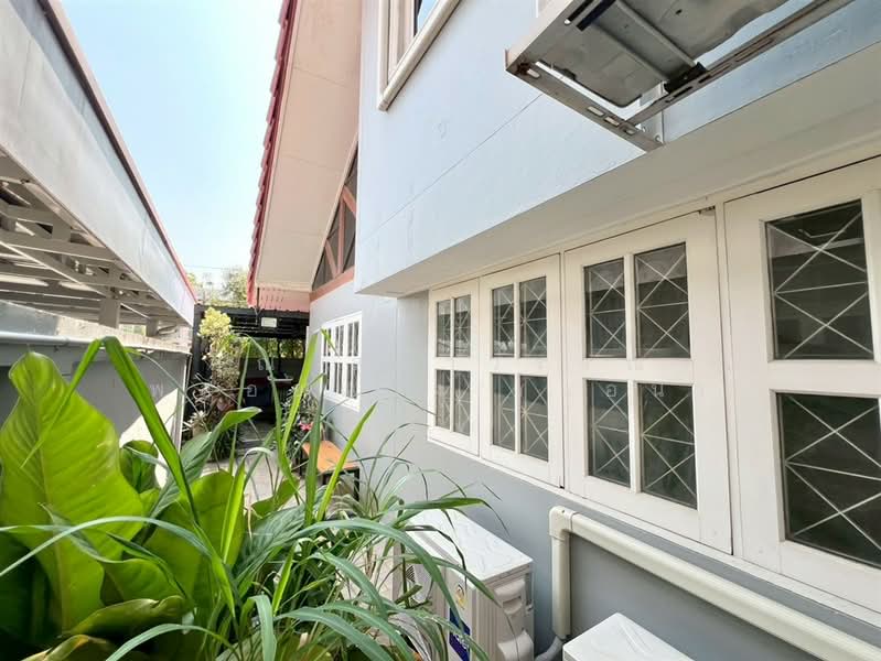 Sammakorn Ramkamhang 112, Bangkok, Saphan Sung, Saphan Sung, Bangkok, 4 Bedrooms, 300 sqm, Single Detached House For Sale, by คุณ สุดาวรรณ พลอยแดง (แอน), 500247186 - DDproperty.com