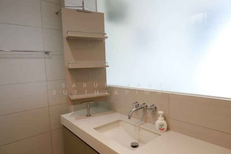 Siri At Sukhumvit, Bangkok, 902 Sukhumvit Road, Phra Kanong, Khlong Toei, Bangkok, 1 Bedroom, 52 sqm, Condo For Rent, by Sarunyarat Sutthiapiwat, 500247242 - DDproperty.com