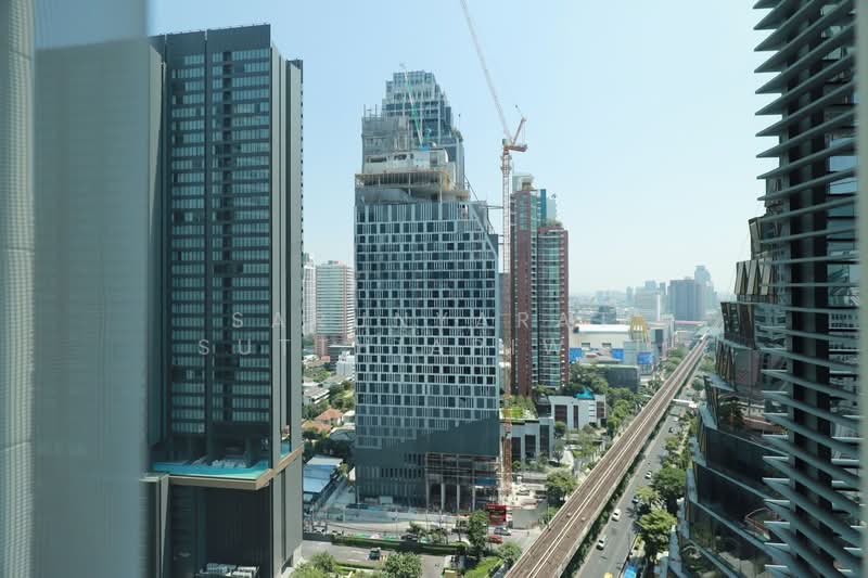 Siri At Sukhumvit, Bangkok, 902 Sukhumvit Road, Phra Kanong, Khlong Toei, Bangkok, 1 Bedroom, 52 sqm, Condo For Rent, by Sarunyarat Sutthiapiwat, 500247242 - DDproperty.com