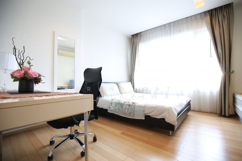 Siri At Sukhumvit, Bangkok, 902 Sukhumvit Road, Phra Kanong, Khlong Toei, Bangkok, 1 Bedroom, 52 sqm, Condo For Rent, by Sarunyarat Sutthiapiwat, 500247249 - DDproperty.com