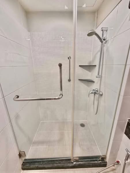 Diamond Ratchada (Tower A), Bangkok, 198 Ratchadaphisek Road, Huai Khwang, Huai Khwang, Bangkok, 2 Bedrooms, 50 sqm, Condo For Rent, by Natrinee Aphirachatanon, 500247250 - DDproperty.com