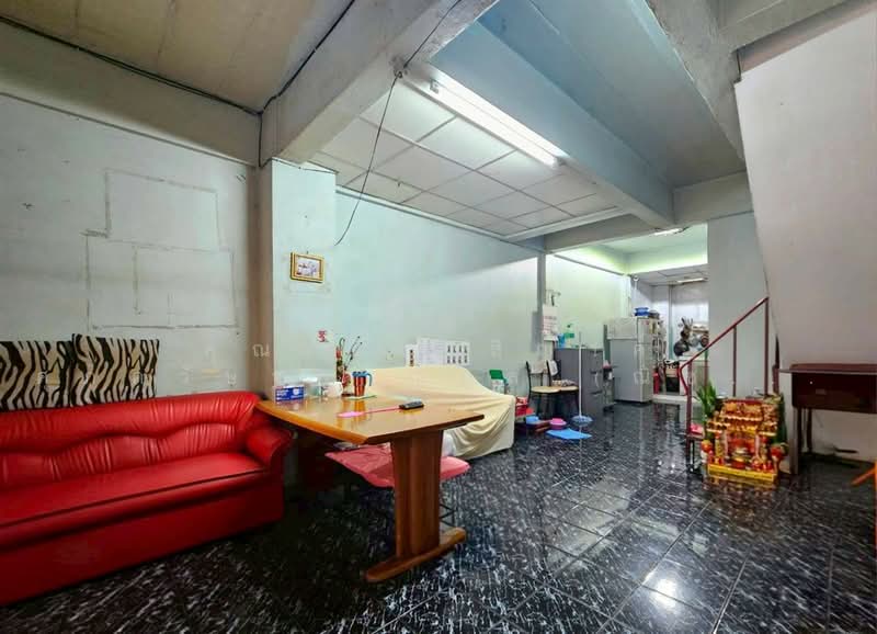 แอร์วิลล่า ลำลูกกาคลอง 3, Pathum Thani, ถนนลำลูกกา, Khu Khot, Lam Luk Ka, Pathum Thani, 2 Bedrooms, 100 sqm, Townhouse For Sale, by คุณ ณัจภสิญาค์ ศุภควัษฐ์กาญกุล (ณิชชา), 500247252 - DDproperty.com